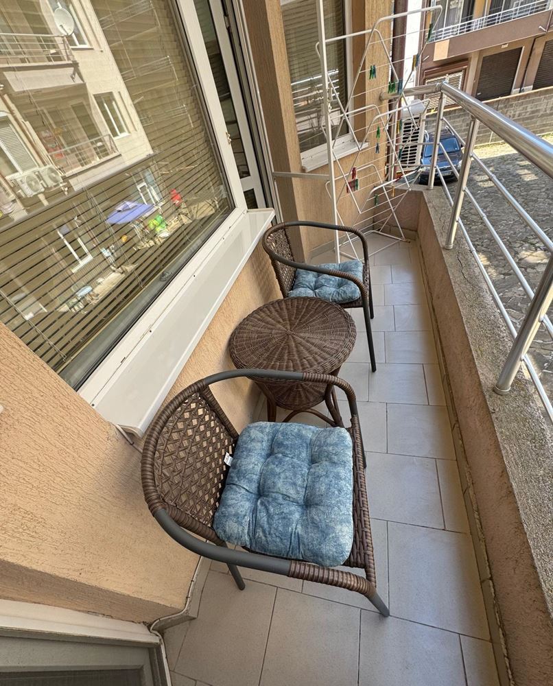 Wunderschöne 2-Zimmer-Wohnung in Pomorie – nur 100 Meter vom Meer entfernt, gemütlich und komfortabel, in ausgezeichnetem Zustand