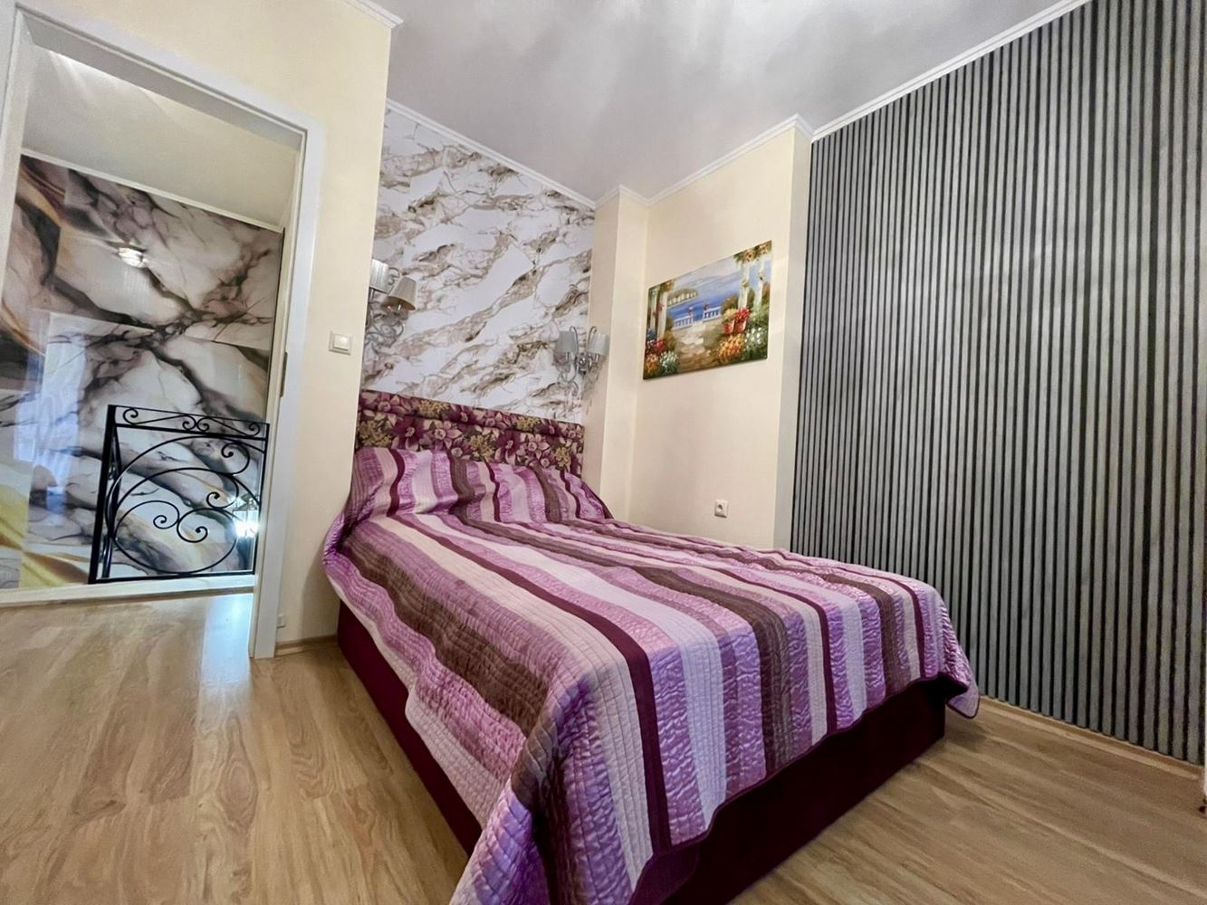 Luxuriöses Maisonette-Apartment mit Garten in Elite-Komplex – Komfort und Entspannung in Meeresnähe