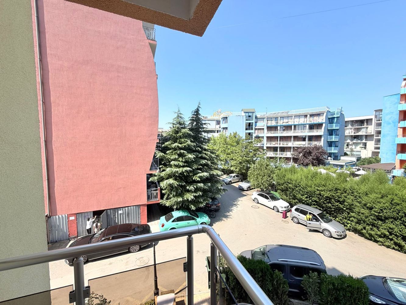 Drei-Zimmer-Wohnung in Sonnenstrand ohne Instandhaltungsgebühr – ausgezeichnete Lage, attraktive Investition