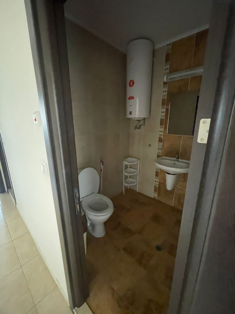 Stilvolle 3-Zimmer-Wohnung im Erdgeschoss mit Poolblick – nur 300 Meter vom Meer in Nessebar entfernt