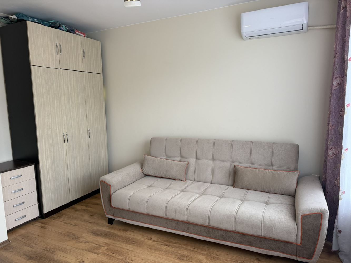 Stilvolle Einzimmerwohnung in einem modernen Komplex in Ravda – ausgezeichnete Investition nahe dem Meer