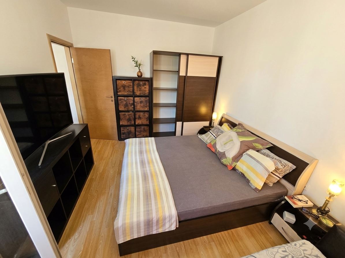 Gemütliche Wohnung mit einem Schlafzimmer in einer Wohnanlage mit eigener Infrastruktur