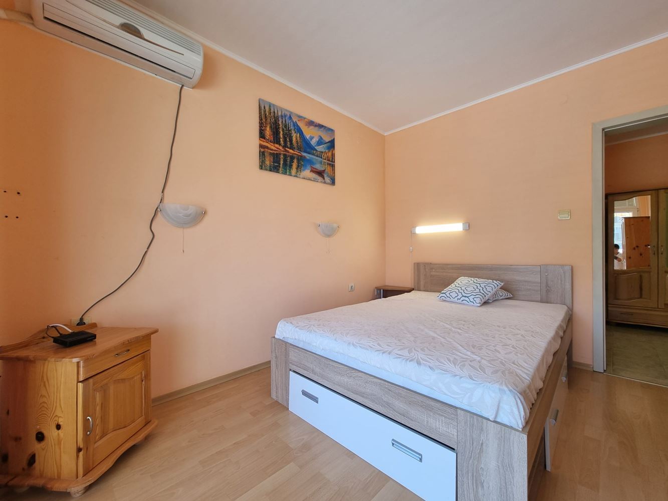 Möblierte Wohnung mit einem Schlafzimmer in Sunny Beach – funktionale Immobilie mit Ausstattung und niedriger Instandhaltungsgebühr