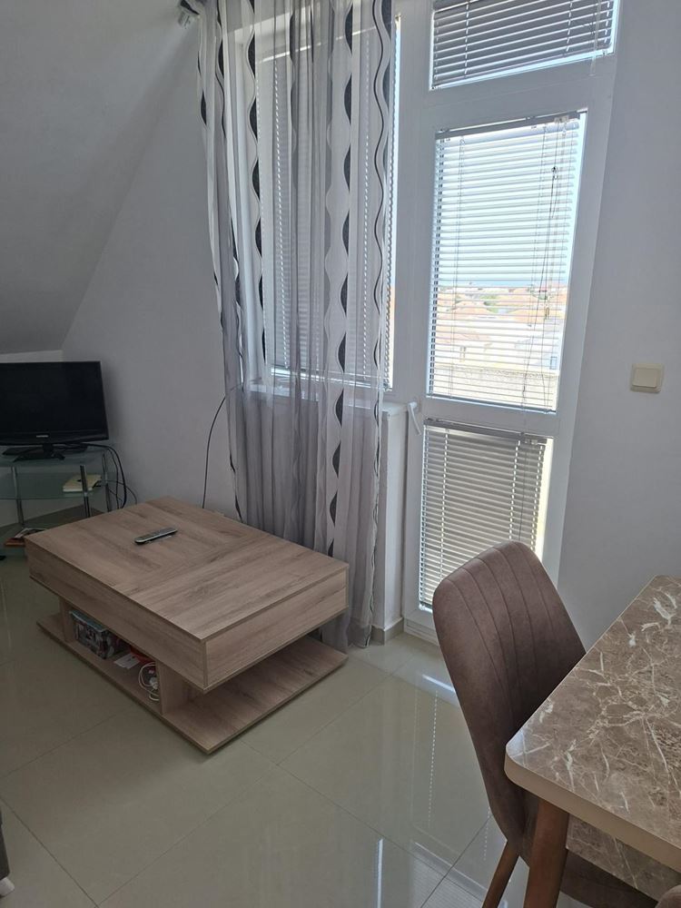 Panorama-2-Zimmer-Wohnung mit Meerblick in Ravda – bezugsfertig