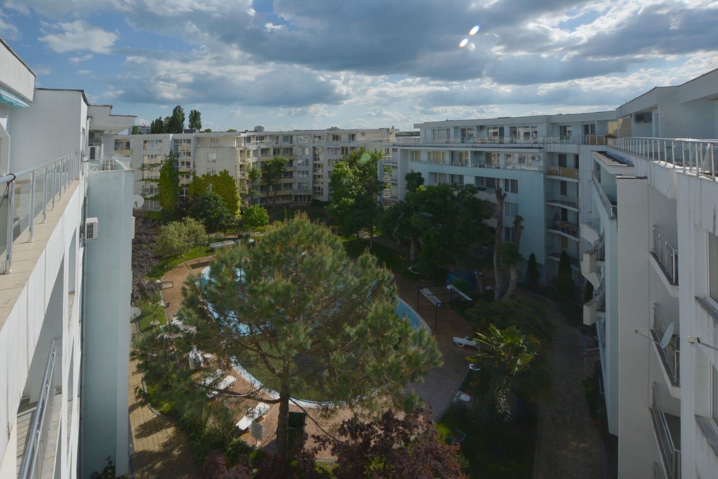 2-Zimmer-Wohnung nur 100 Meter vom Strand in Sonnenstrand entfernt – Top-Lage und ausgezeichnete Investition