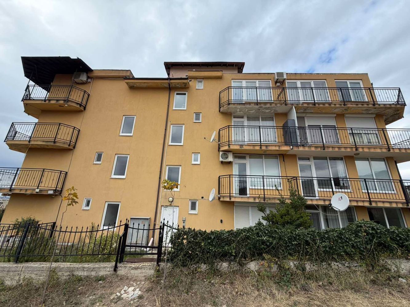 2-Zimmer-Wohnung mit Meerblick in Sveti Vlas, Ortsteil Intsaraki – Gemütlichkeit und Ruhe am Meer