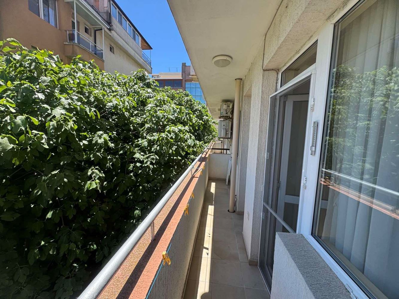 Wohnung mit einem Schlafzimmer in der Altstadt von Pomorie – vollständig möbliert, in einem Wohngebäude und bezugsfertig