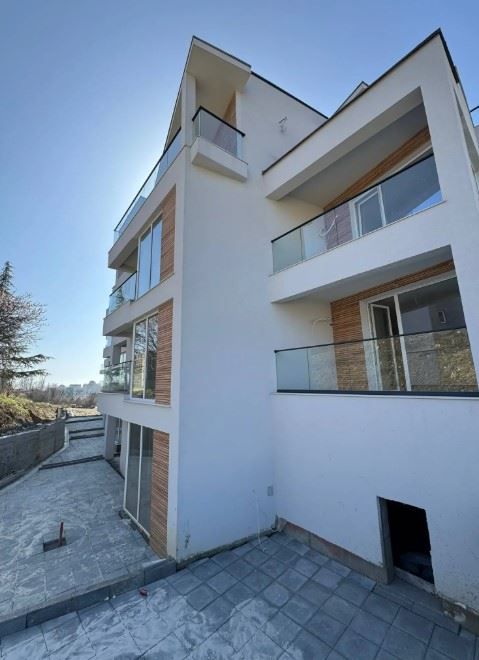 Geräumiges Studio mit Meerblick in Sveti Vlas – Fertigstellung nach Ihrem Geschmack möglich