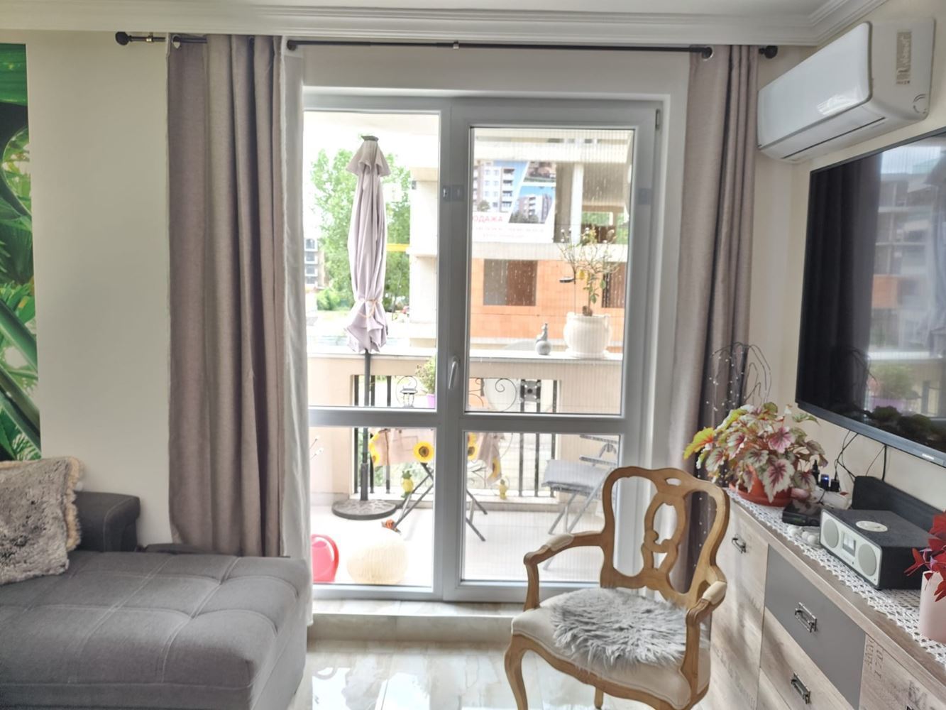 Luxuriöse Drei-Zimmer-Wohnung in einer gepflegten Anlage in Sunny Beach