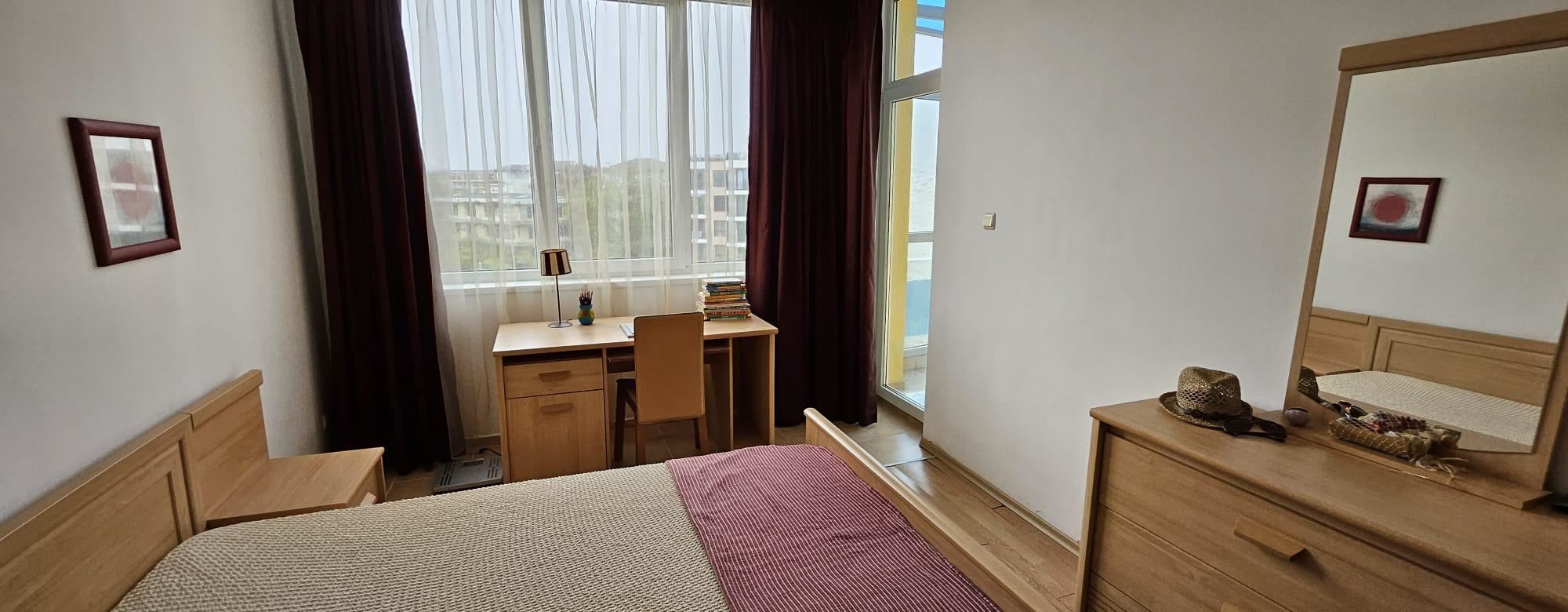 Luxus und Großzügigkeit direkt am Strand – 3-Zimmer-Wohnung in Ravda, nur 50 Meter vom Meer entfernt