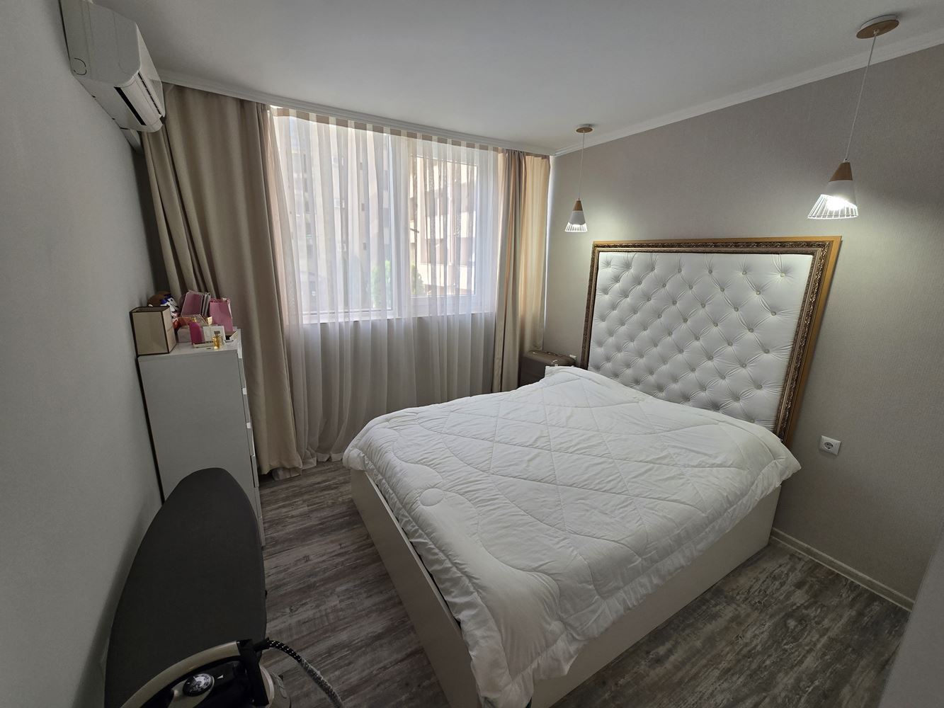 3-Zimmer-Wohnung mit luxuriöser Renovierung in Sonnenstrand – Blick auf den Pool und Möglichkeit zur Ratenzahlung