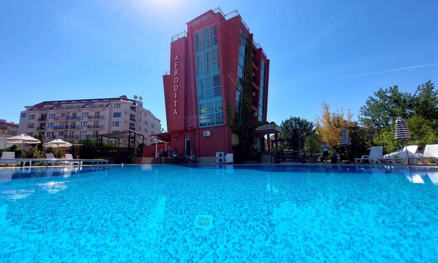 Moderne Zwei-Zimmer-Wohnung (mit einem Schlafzimmer) in Sunny Beach – Stil, Komfort und bezugsfertig