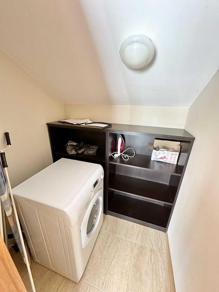 Erste Meereslinie in Sveti Vlas – beeindruckende Maisonettewohnung mit drei Schlafzimmern, Panoramablick und riesiger Terrasse