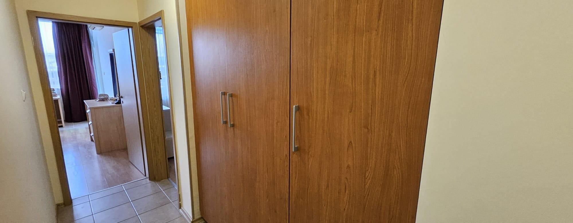 Luxus und Großzügigkeit direkt am Strand – 3-Zimmer-Wohnung in Ravda, nur 50 Meter vom Meer entfernt