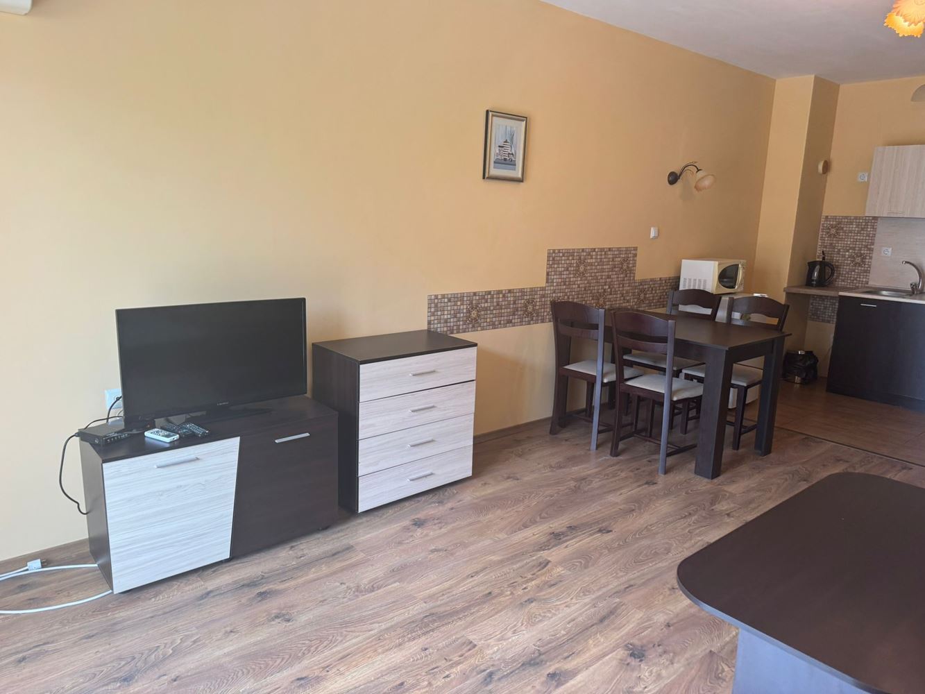 Geräumige 2-Zimmer-Wohnung in einem eleganten Komplex am Sonnenstrand