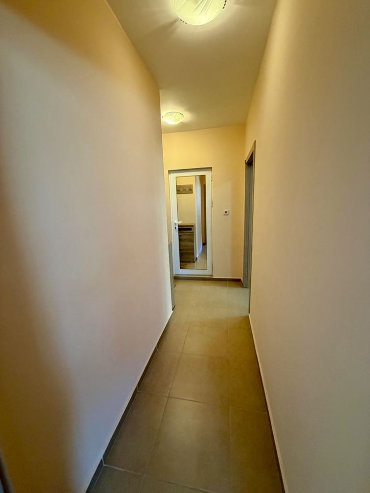 Sarafovo – Geräumige Zweizimmerwohnung mit Act 16, minimaler Instandhaltungsgebühr und kompletter Möblierung