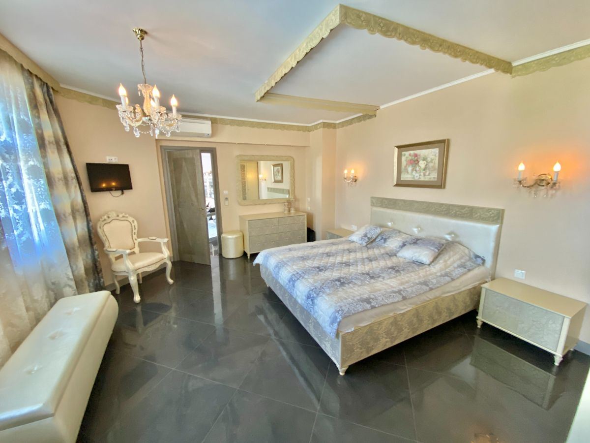 Einzigartige Maisonette-Wohnung in einer Premiumanlage in der Stadt Nessebar