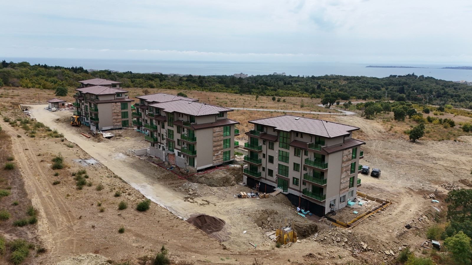 Drei-Zimmer-Wohnung mit Panoramameerblick in einer ruhigen, grünen Anlage in Sonnenstrand