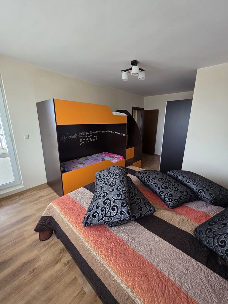 Panorama-Wohnung mit Meerblick in Ravda – Raum, Komfort und ausgezeichnete Lage in zweiter Meereslinie