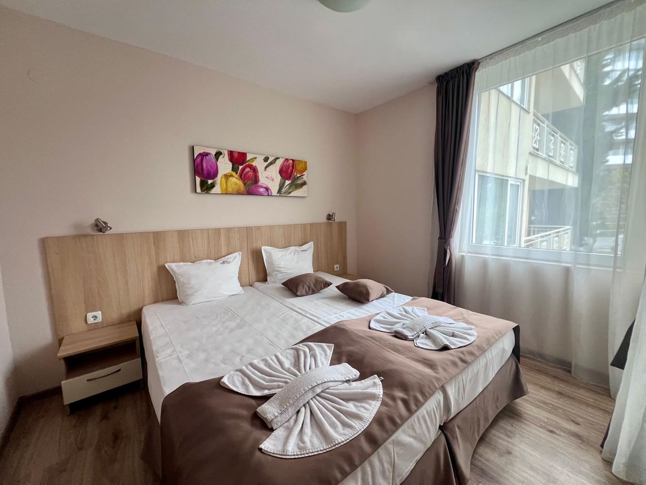 Zwei-Zimmer-Wohnung 300 Meter vom Meer entfernt in Sonnenstrand – ausgezeichnete Investition mit hohem Potenzial