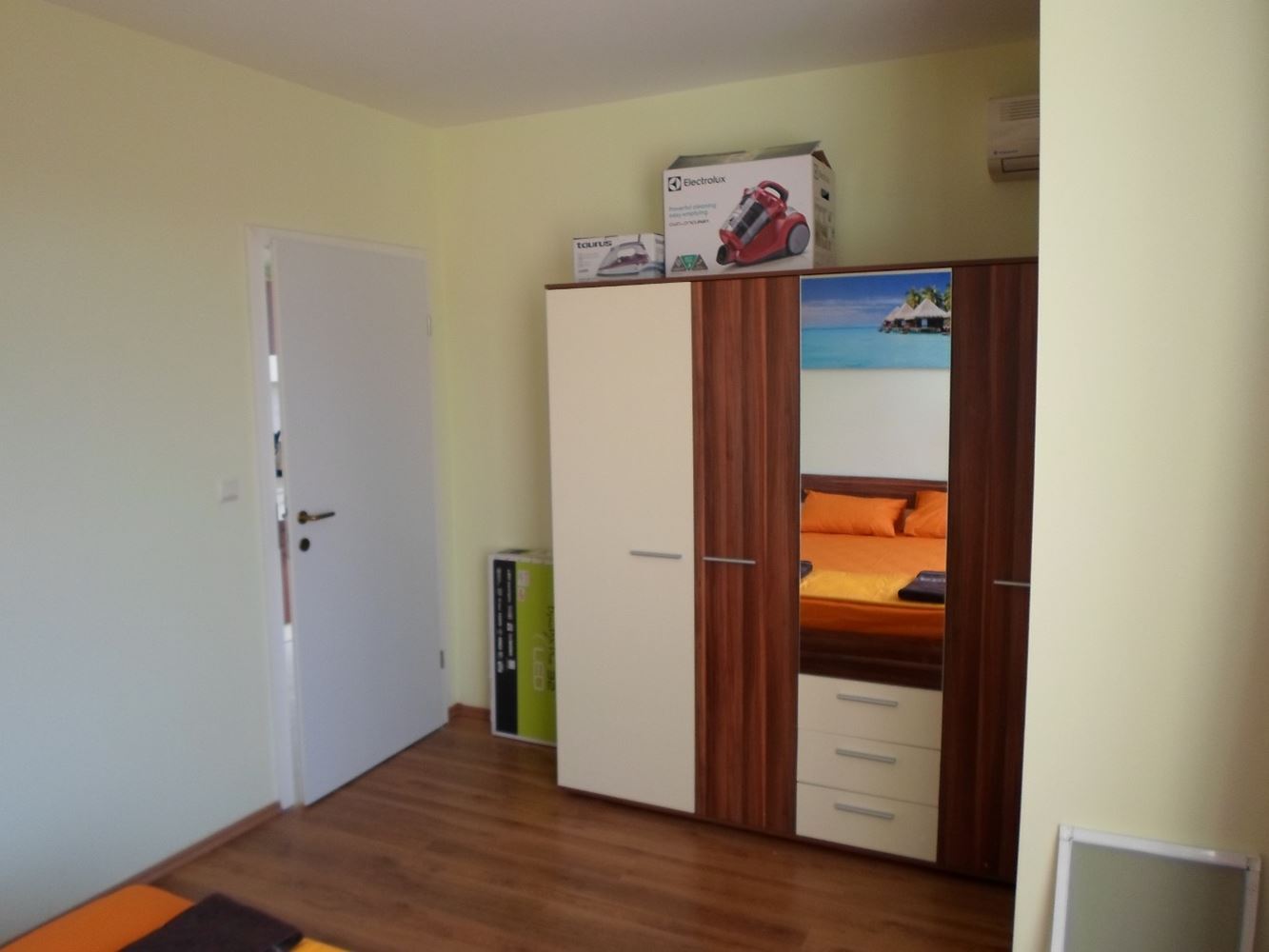 Geräumige Drei-Zimmer-Wohnung in Pomorie mit Panoramablick auf das Meer – ein ideales Zuhause am Meer