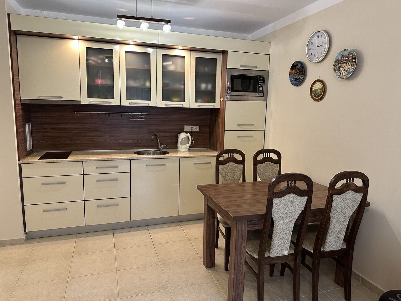 2-Zimmer-Wohnung mit herrlicher Aussicht in Pomorie – ein gemütliches Zuhause am Meer