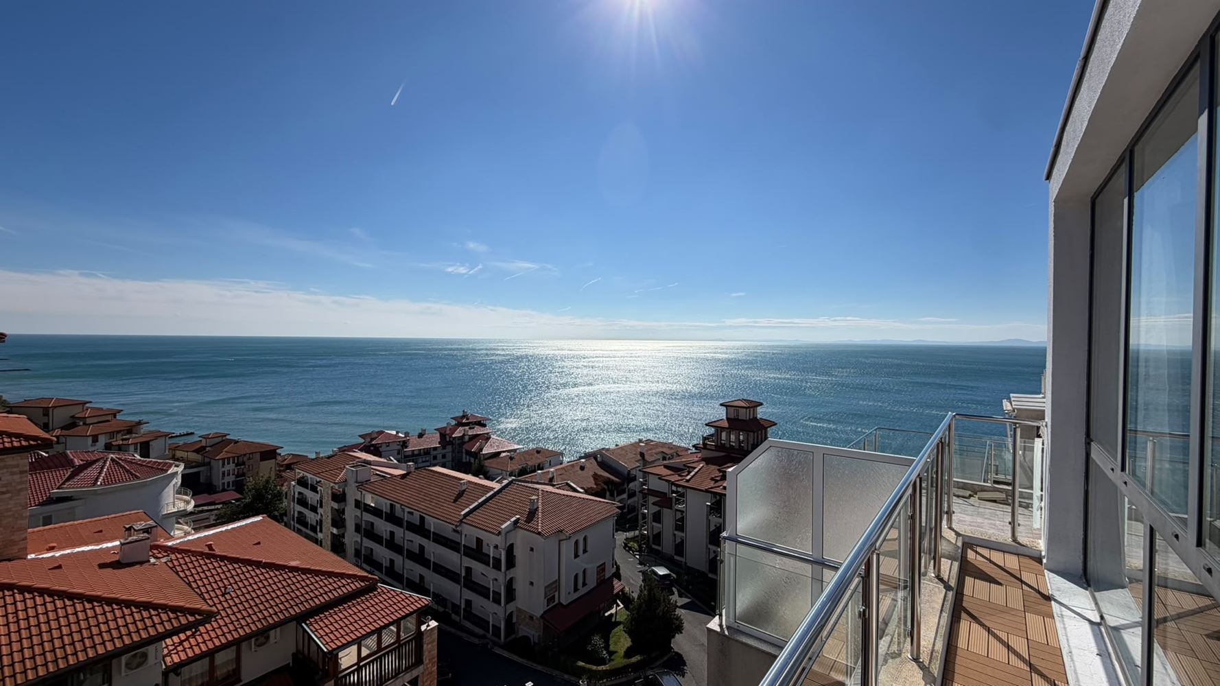 Studio mit Panoramablick auf das Meer, nur 50 Meter vom Strand entfernt in Sweti Wlas