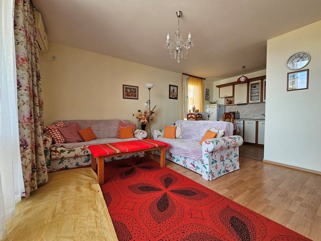 Sveti Vlas, erste Reihe am Meer – 2-Zimmer-Wohnung mit Meerblick