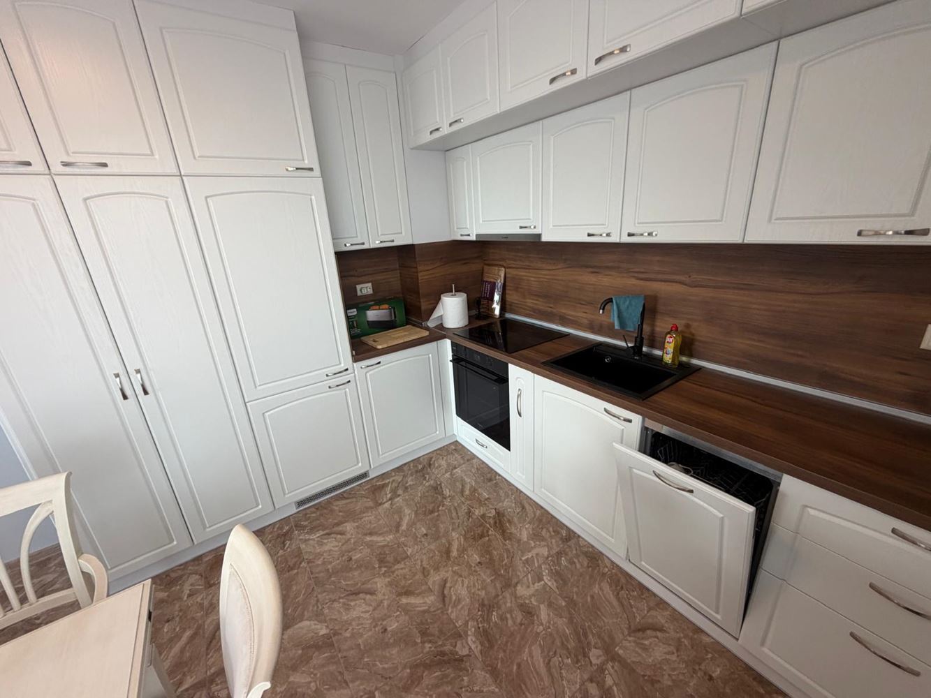 Wohnung mit zwei Schlafzimmern in einer modernen Wohnanlage mit wunderschöner grüner Umgebung in Rawda