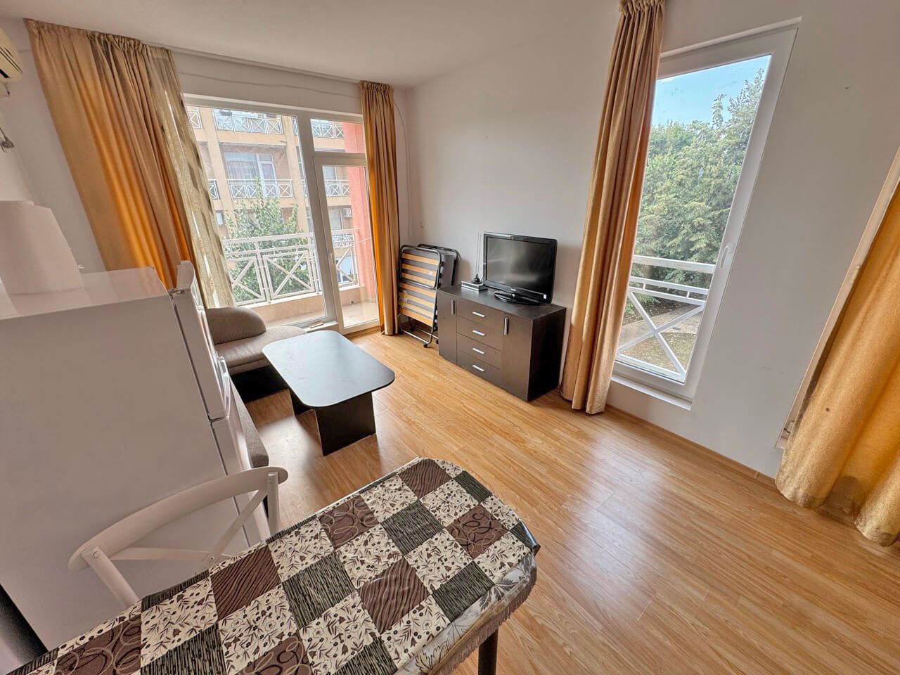 Möbliertes Studio mit Poolblick in Sonnenstrand – ausgezeichnete Möglichkeit für Urlaub und Investition