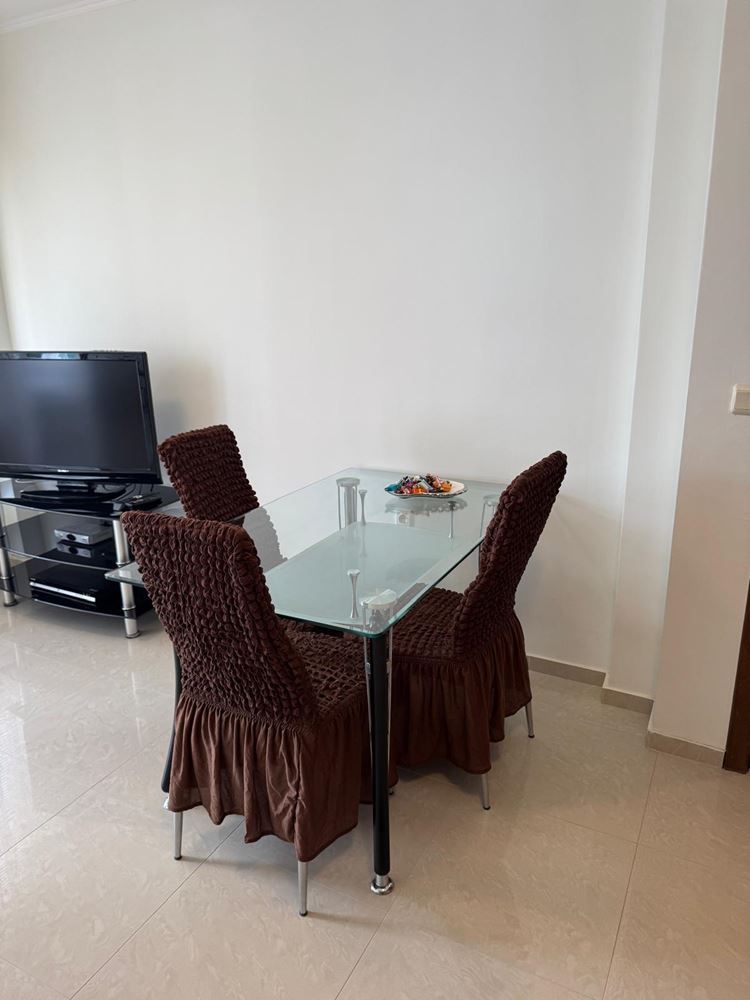 Wunderschöne 2-Zimmer-Wohnung in Pomorie – nur 100 Meter vom Meer entfernt, gemütlich und komfortabel, in ausgezeichnetem Zustand