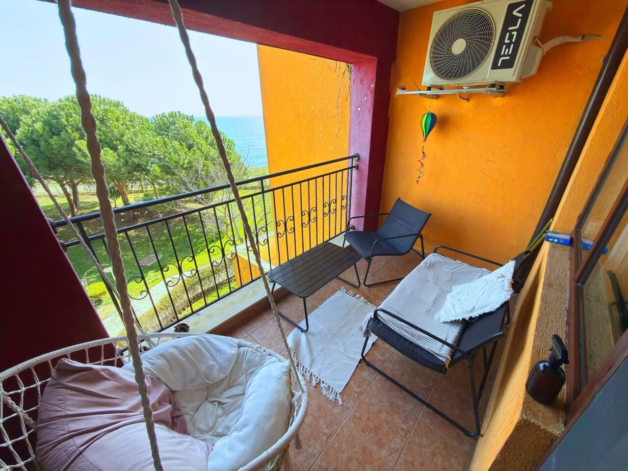 Geräumige Drei-Zimmer-Wohnung mit direktem Meerblick in Aheloy – Komfort, Luxus und familienfreundliches Wohnen