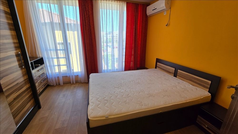 Zweizimmerwohnung ohne Instandhaltungsgebühr in Sarafovo – nach einer Auffrischungsrenovierung