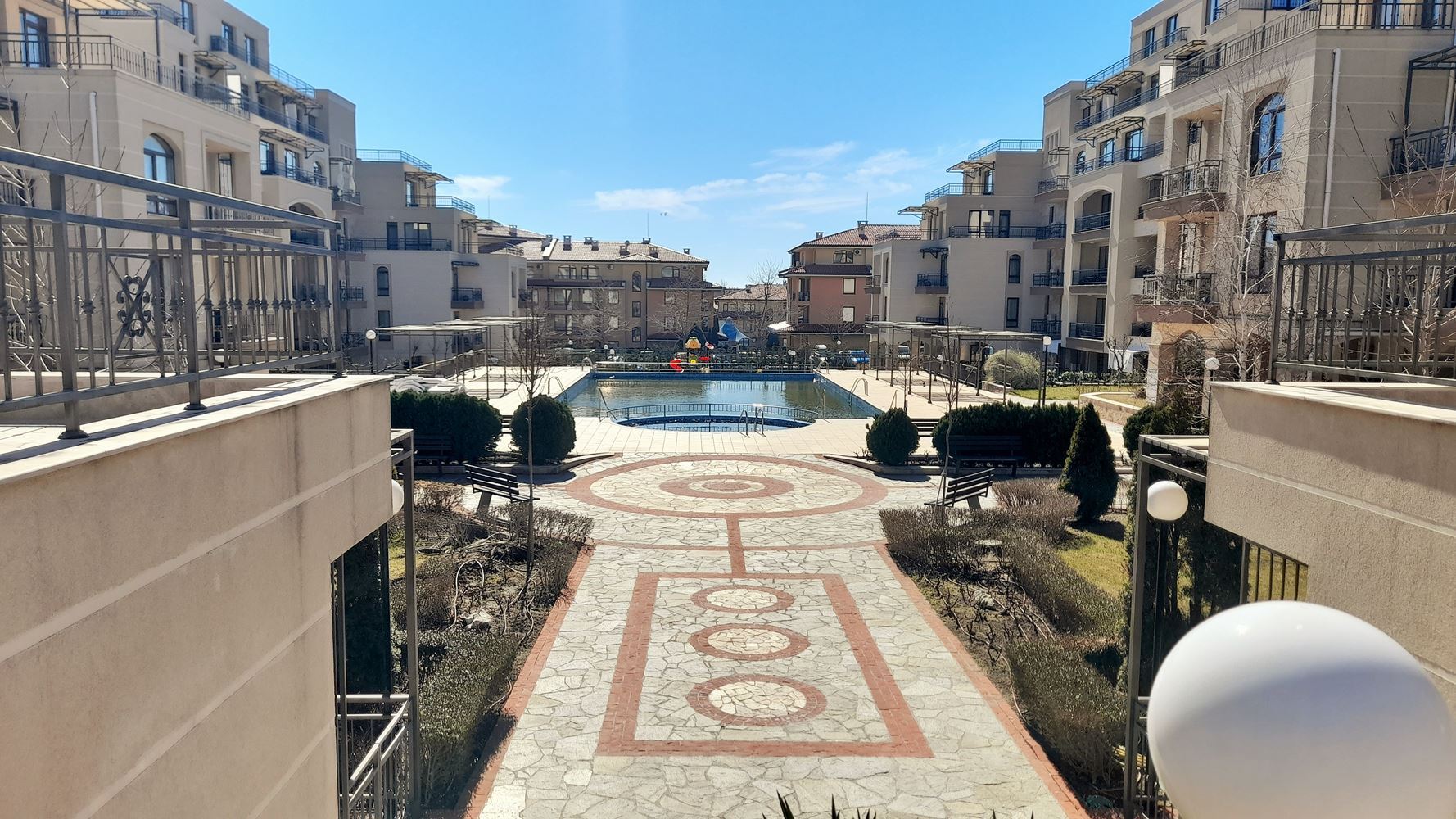 Attraktive Zweizimmerwohnung mit Meer- und Bergblick in Sveti Vlas