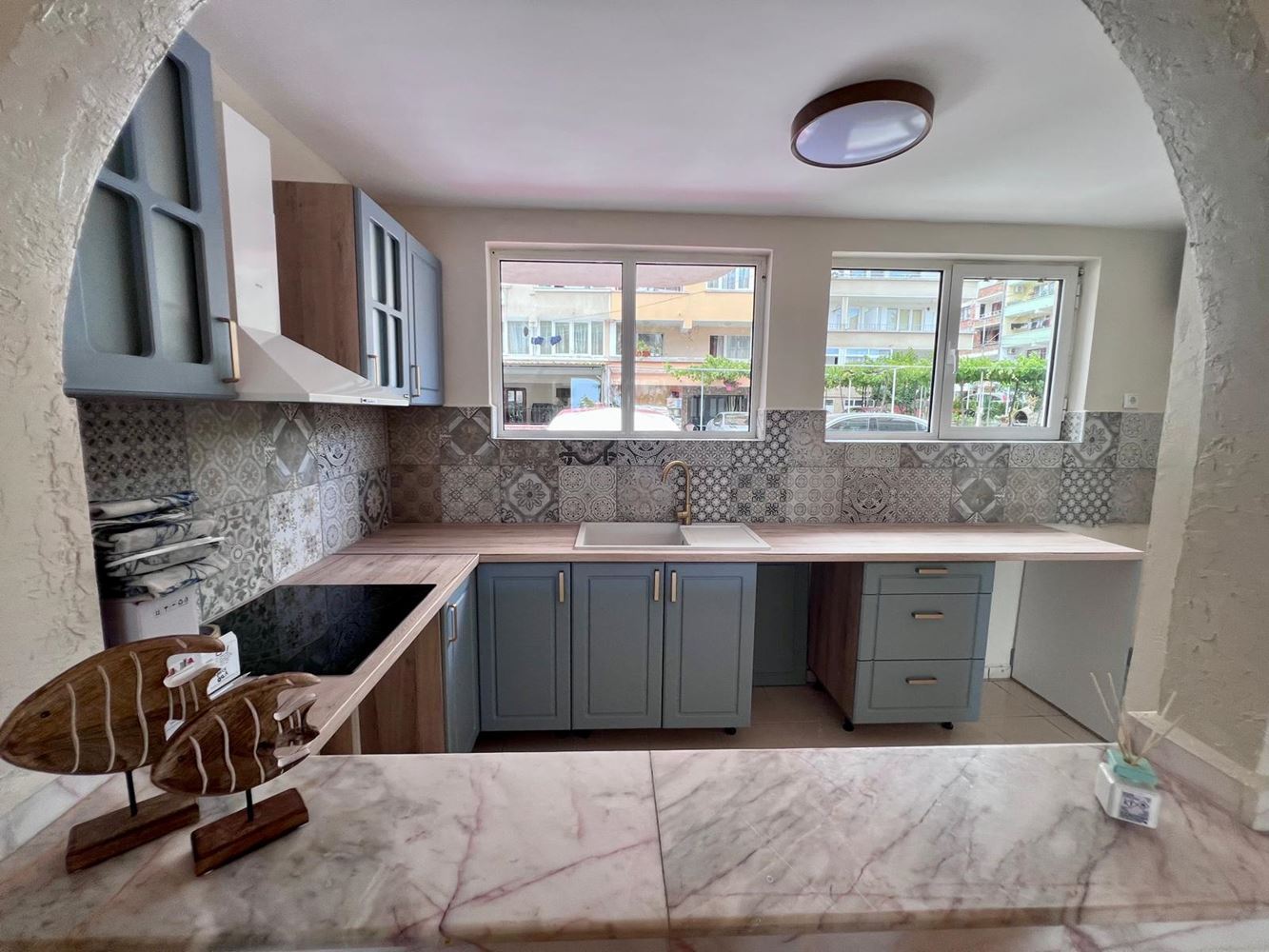 Direkt am Meer in Ravda – Maisonette mit zwei Schlafzimmern, Meerblick und eigenem Stellplatz