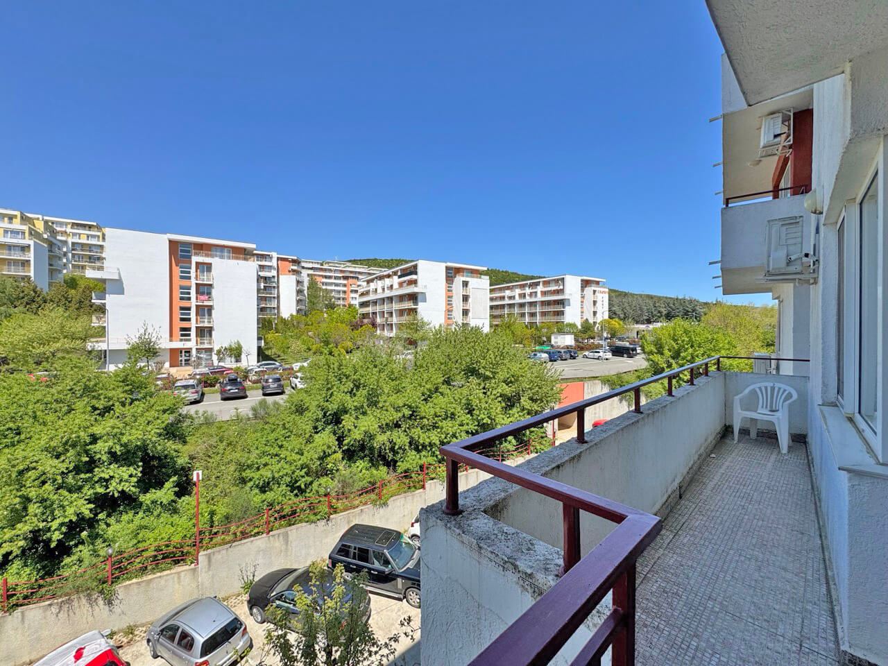 Zwei-Zimmer-Wohnung in einem Luxuskomplex in erster Meereslinie in Sveti Vlas