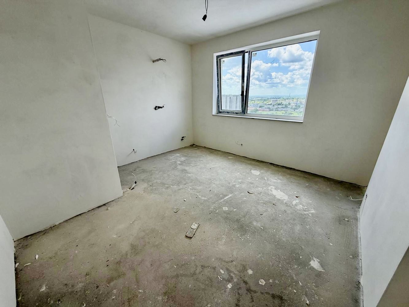 Moderne Wohnung mit zwei Schlafzimmern und Seeblick in Burgas. Mit Stellplatz!