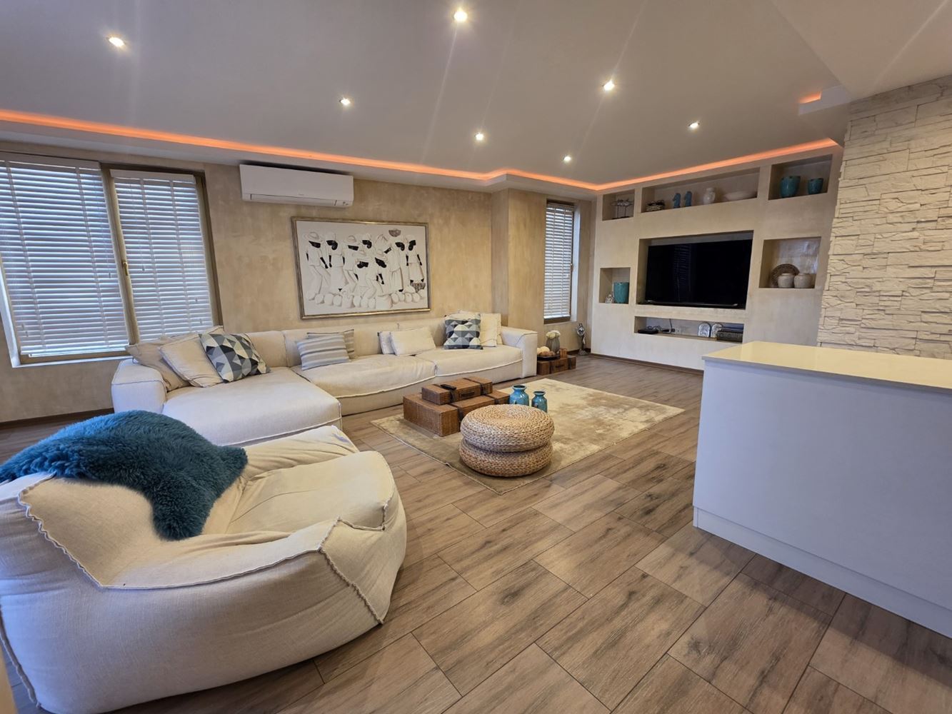 Nessebar: luxuriöse Wohnung mit zwei Schlafzimmern und Panoramablick auf das Meer – 183 m² Großzügigkeit, Komfort und Stil