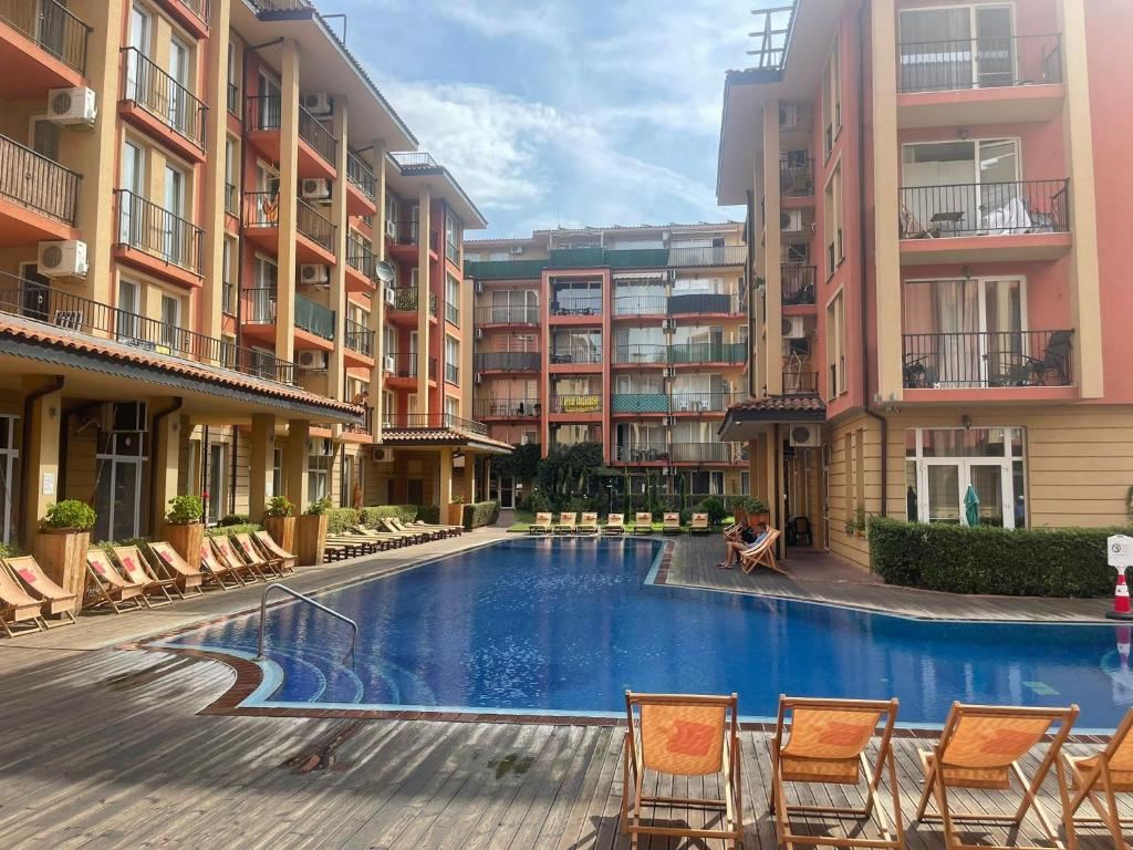 Zweizimmerwohnung in einer prestigeträchtigen Anlage in Sunny Beach – nur 400 Meter vom Strand entfernt