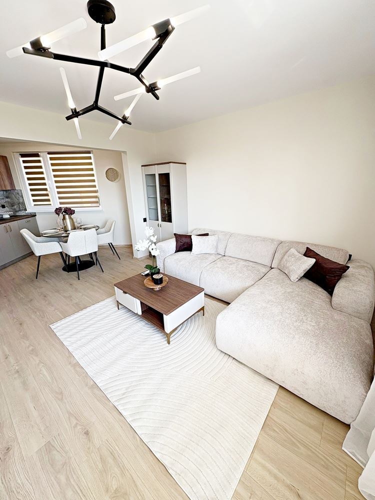 Zwei unabhängige Wohneinheiten mit Meerblick im Zentrum von Sveti Vlas – Designer-Interieur und eigener Parkplatz