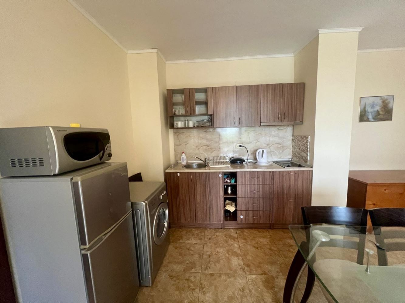 Geräumige Drei-Zimmer-Wohnung mit Poolblick in einer prestigeträchtigen Anlage in Nessebar