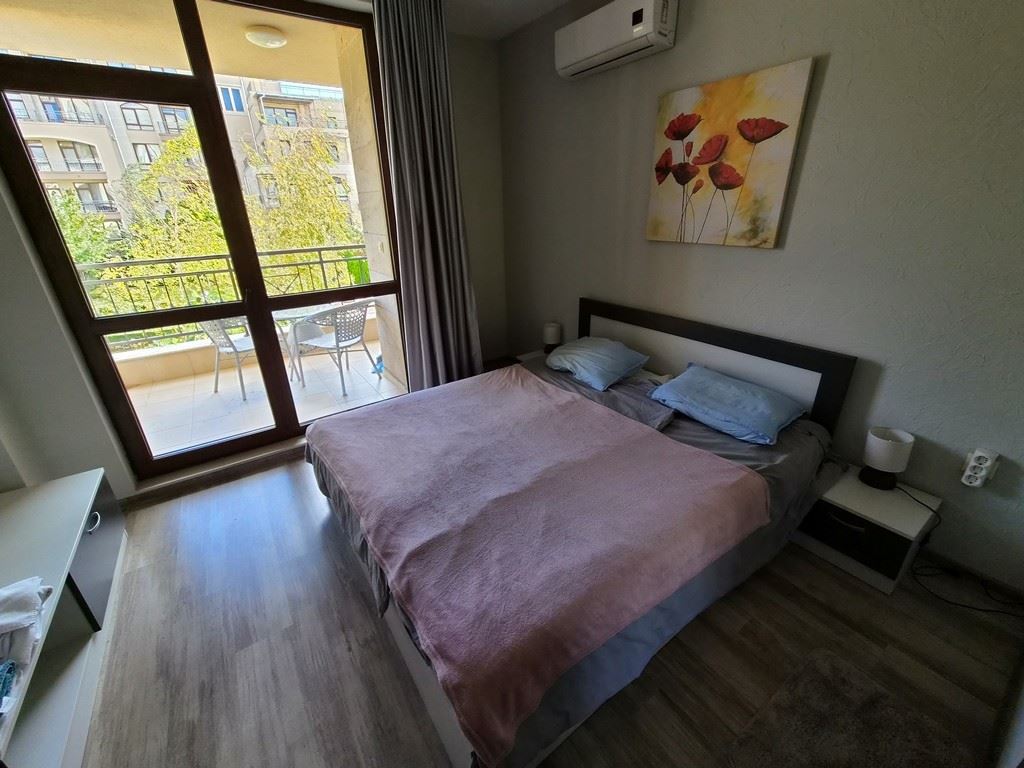 Wohnung in Sveti Vlas 300 m vom Strand entfernt – hervorragende Lage, Luxuskomplex mit mediterraner Atmosphäre