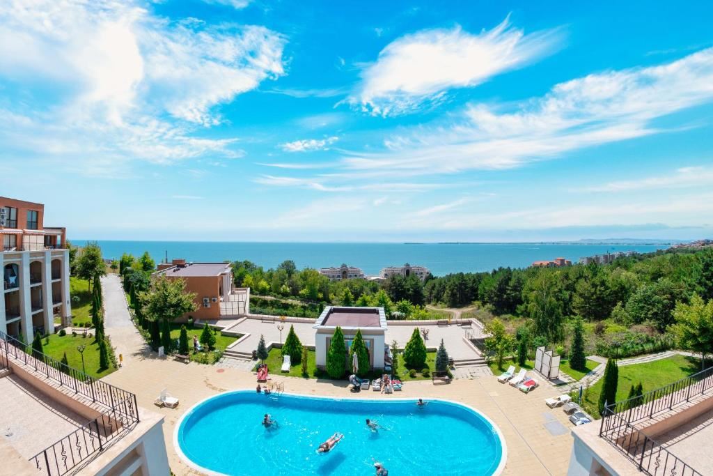 Gemütliche Wohnung in Sveti Vlas im Erdgeschoss – Meer, Berge und luxuriöse Anlage