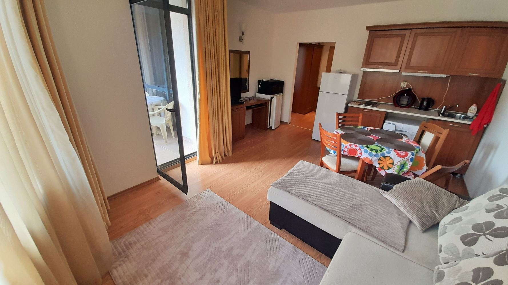 Geräumige Wohnung mit einem Schlafzimmer in Sonnenstrand – ausgezeichnete Wahl als Zuhause und Investition