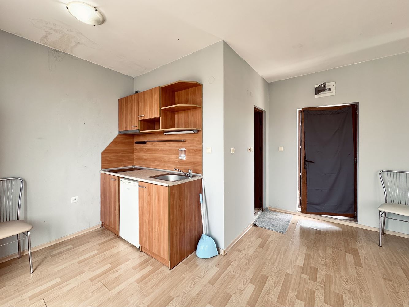 Geräumiges Studio mit beeindruckender Panoramaterrasse am Sonnenstrand
