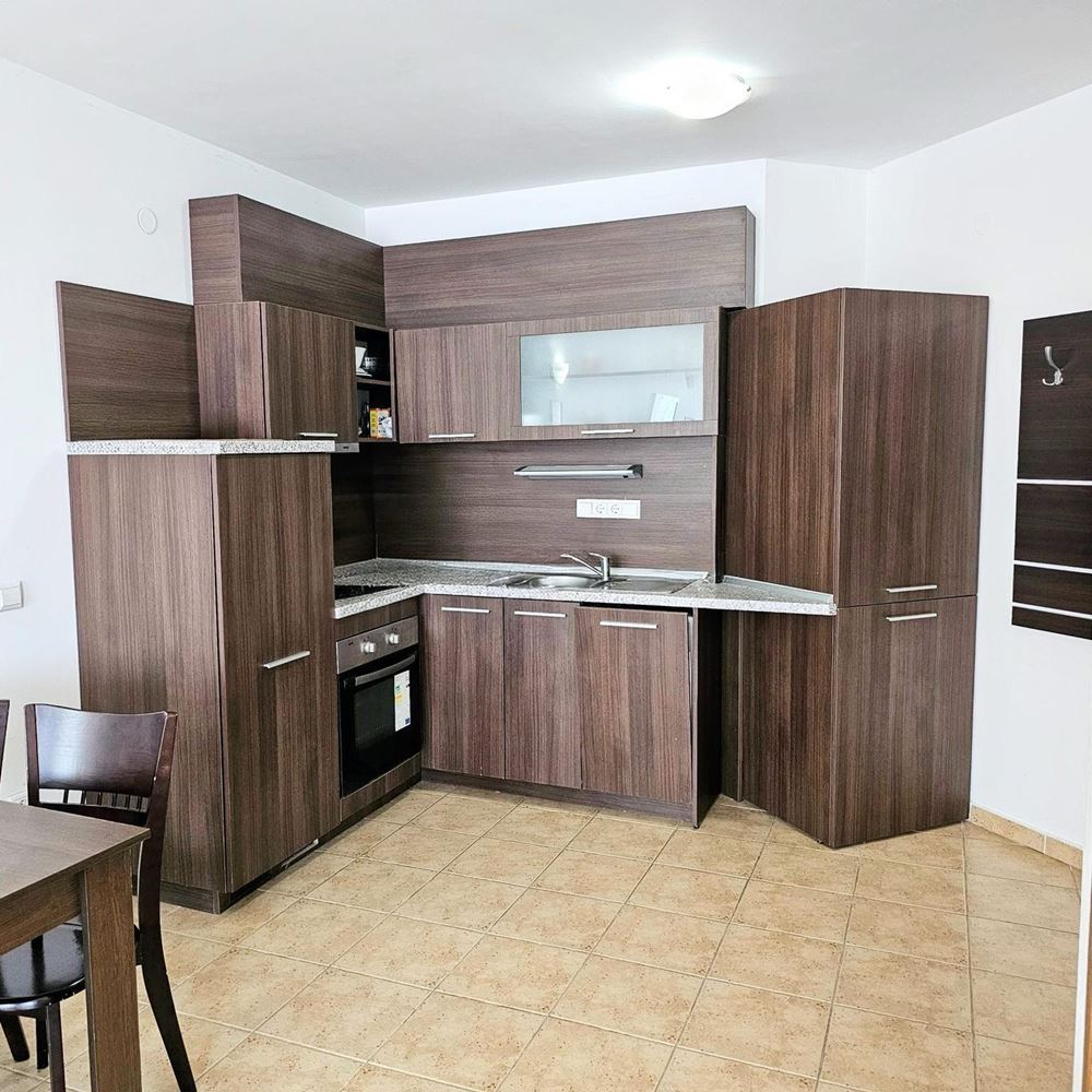 Geräumiges Studio in erstklassiger Lage in Pomorie