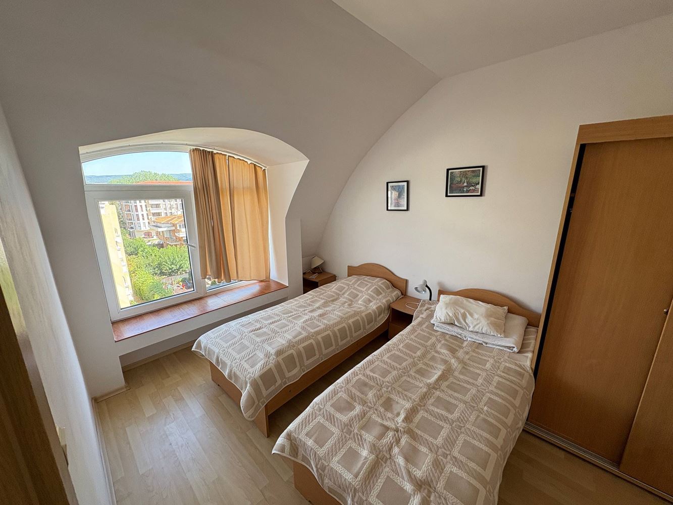 Ein-Zimmer-Wohnung mit Potenzial im grünsten Teil von Sonnenstrand