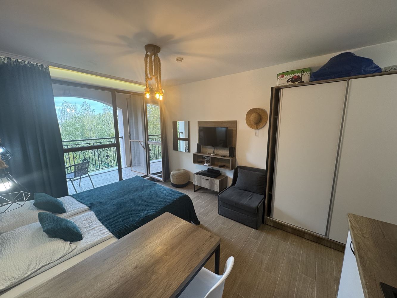 Elegantes Studio in einer luxuriösen Anlage im Herzen von Sonnenstrand – Komfort, Stil und Prestige