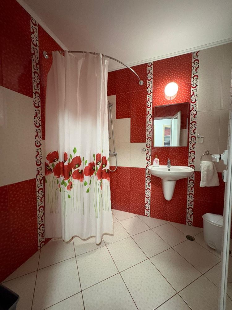 Zwei-Zimmer-Wohnung in Pomorie – ausgezeichnete Lage nur 400 m vom Meer und Stadtzentrum entfernt