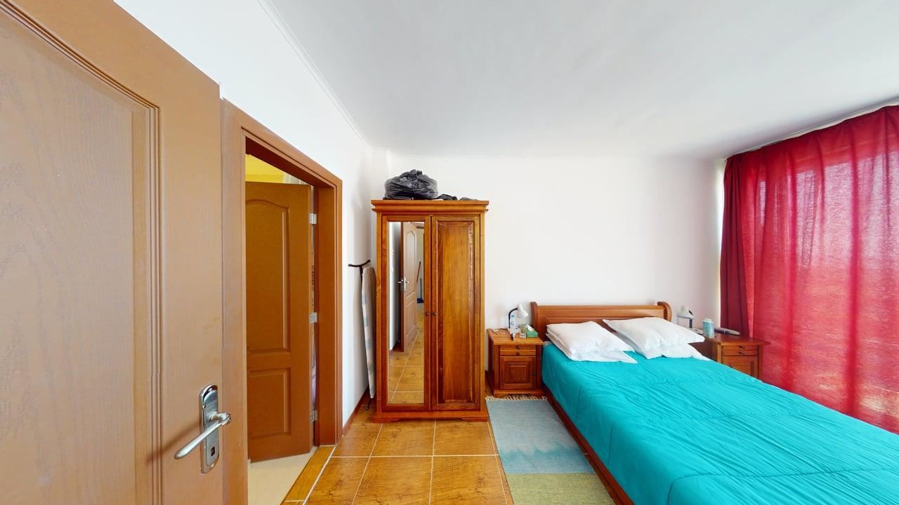 Geräumige Zwei-Zimmer-Wohnung mit Meerblick in der Region Sonnenstrand